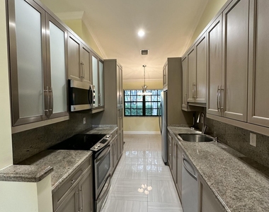 17340 Boca Club Boulevard - Photo Thumbnail 16