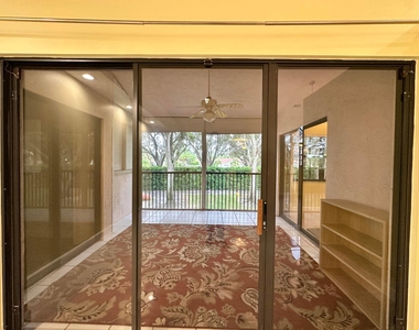 17340 Boca Club Boulevard - Photo Thumbnail 21