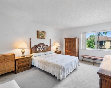 342 Pine Ridge B2 Circle - Photo Thumbnail 4
