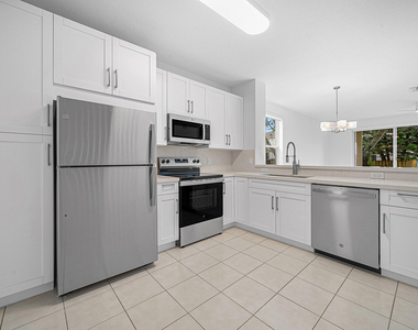 9688 Porta Leona Lane - Photo Thumbnail 6