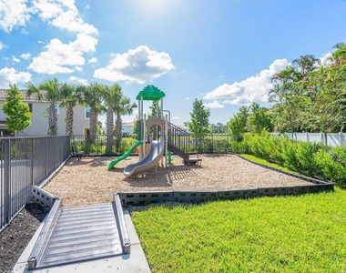 6758 Broadwater Lane - Photo Thumbnail 23