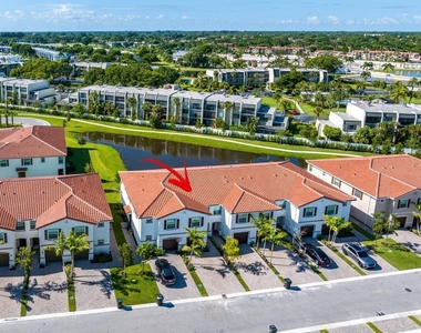 6758 Broadwater Lane - Photo Thumbnail 29