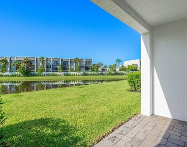6758 Broadwater Lane - Photo Thumbnail 19