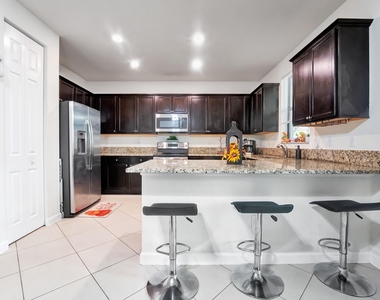 6946 Nw Halton Park Lane - Photo Thumbnail 8