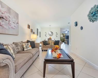 6946 Nw Halton Park Lane - Photo Thumbnail 1