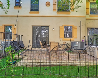 6946 Nw Halton Park Lane - Photo Thumbnail 19
