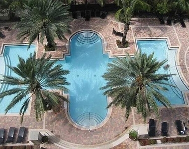 17100 N Bay Road - Photo Thumbnail 15