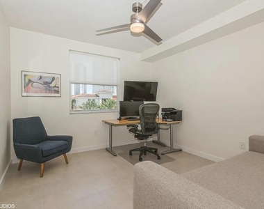 17100 N Bay Road - Photo Thumbnail 7