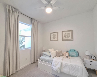 4586 Meyerson Place - Photo Thumbnail 8