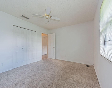 1636 20th Place Sw - Photo Thumbnail 17