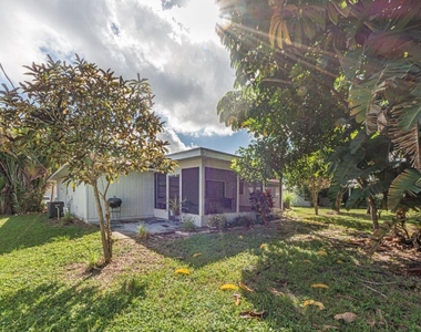 1636 20th Place Sw - Photo Thumbnail 23