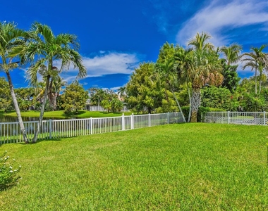 713 Nw Waterlily Place - Photo Thumbnail 20