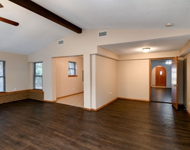 223 S Casa Grande Circle - Photo Thumbnail 9