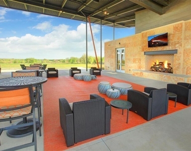 7024 Mapleshade Way - Photo Thumbnail 27