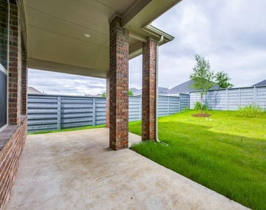 7024 Mapleshade Way - Photo Thumbnail 21