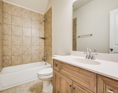 7024 Mapleshade Way - Photo Thumbnail 14
