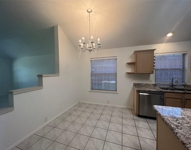 8059 Raleigh Court - Photo Thumbnail 5
