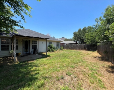 8059 Raleigh Court - Photo Thumbnail 15