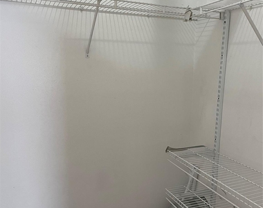 3129 Ross Avenue - Photo Thumbnail 11