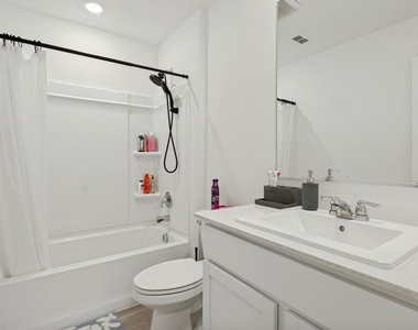 238 Willow Way - Photo Thumbnail 10