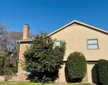 4001 N Garland Avenue - Photo Thumbnail 5