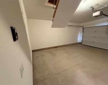 314 Aaran Way - Photo Thumbnail 25