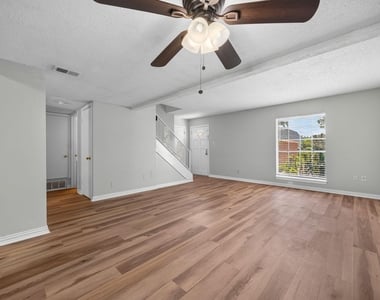 2019 Fleur De Lis Court - Photo Thumbnail 16