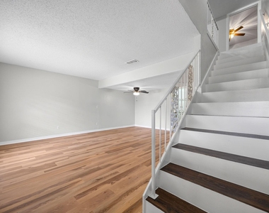 2019 Fleur De Lis Court - Photo Thumbnail 19