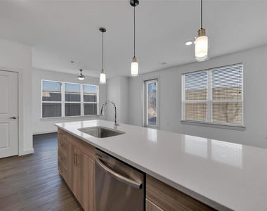 10030 Garland Road - Photo Thumbnail 7