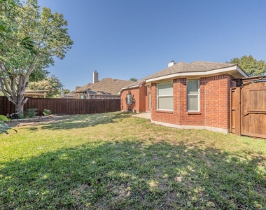 2612 Redcedar Drive - Photo Thumbnail 10