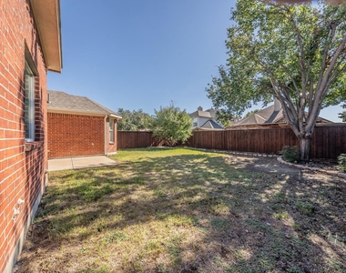 2612 Redcedar Drive - Photo Thumbnail 8
