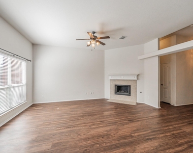 2612 Redcedar Drive - Photo Thumbnail 20