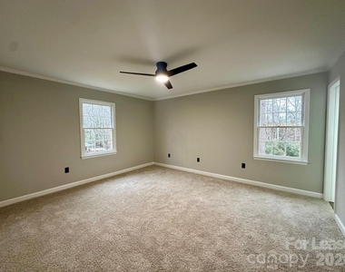 1401 Longbrook Drive - Photo Thumbnail 11