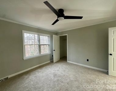 1401 Longbrook Drive - Photo Thumbnail 12