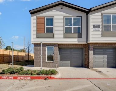 10030 Garland Road - Photo Thumbnail 1