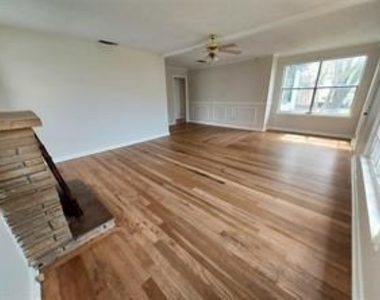 2505 Earl Lane - Photo Thumbnail 24