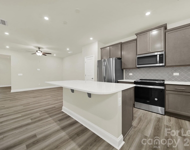 1532 Cedar Tree Drive - Photo Thumbnail 5
