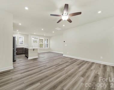 1532 Cedar Tree Drive - Photo Thumbnail 10