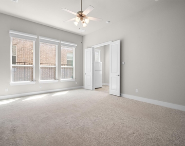 8091 Sunflower Lane - Photo Thumbnail 12