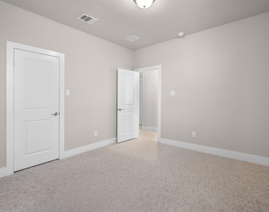 8091 Sunflower Lane - Photo Thumbnail 17