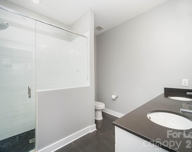 2006 Hawkins Street - Photo Thumbnail 16