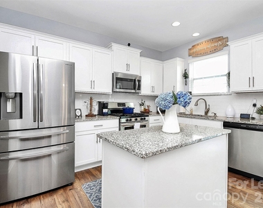 106 Honey Court - Photo Thumbnail 8