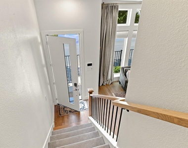 1137 Manderly Court - Photo Thumbnail 12