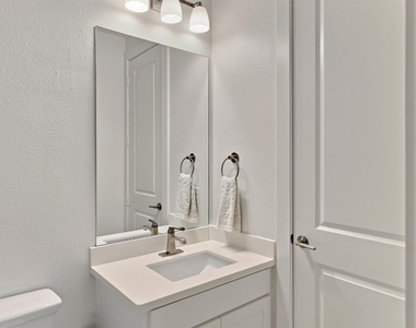 1137 Manderly Court - Photo Thumbnail 20