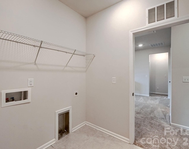 1003 Yearden Lane - Photo Thumbnail 25