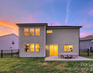 1003 Yearden Lane - Photo Thumbnail 28