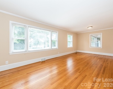 1301 N Sharon Amity Road - Photo Thumbnail 4
