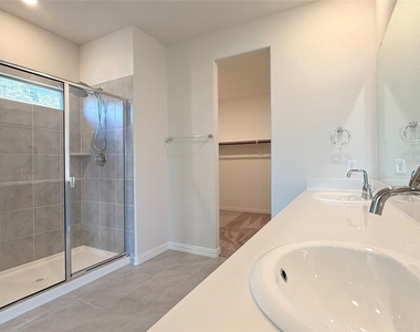 531 Deer Canyon Way - Photo Thumbnail 24
