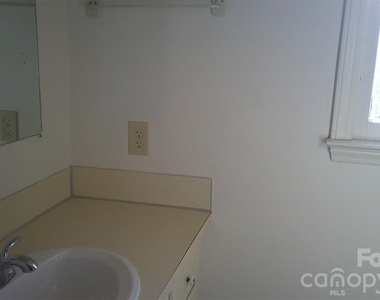 114 5th Avenue Ne - Photo Thumbnail 8