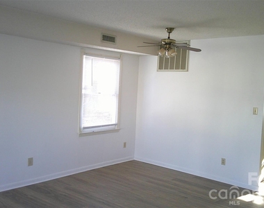 114 5th Avenue Ne - Photo Thumbnail 2